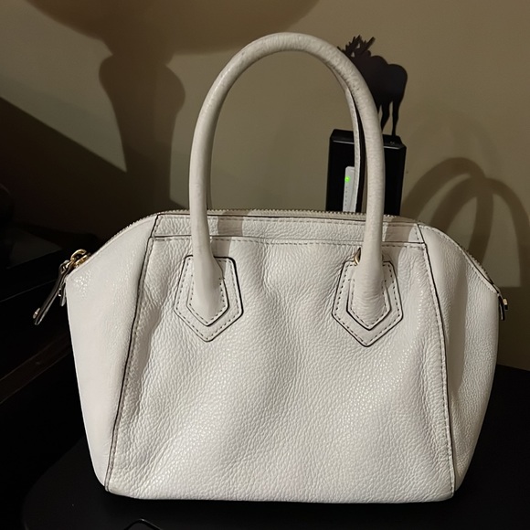 Adorable Rebecca MINKOFF Leather Satchel - Picture 2 of 9